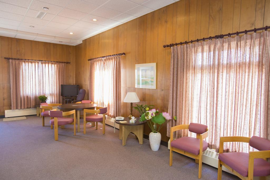 Motel Vaudreuil Buitenkant foto